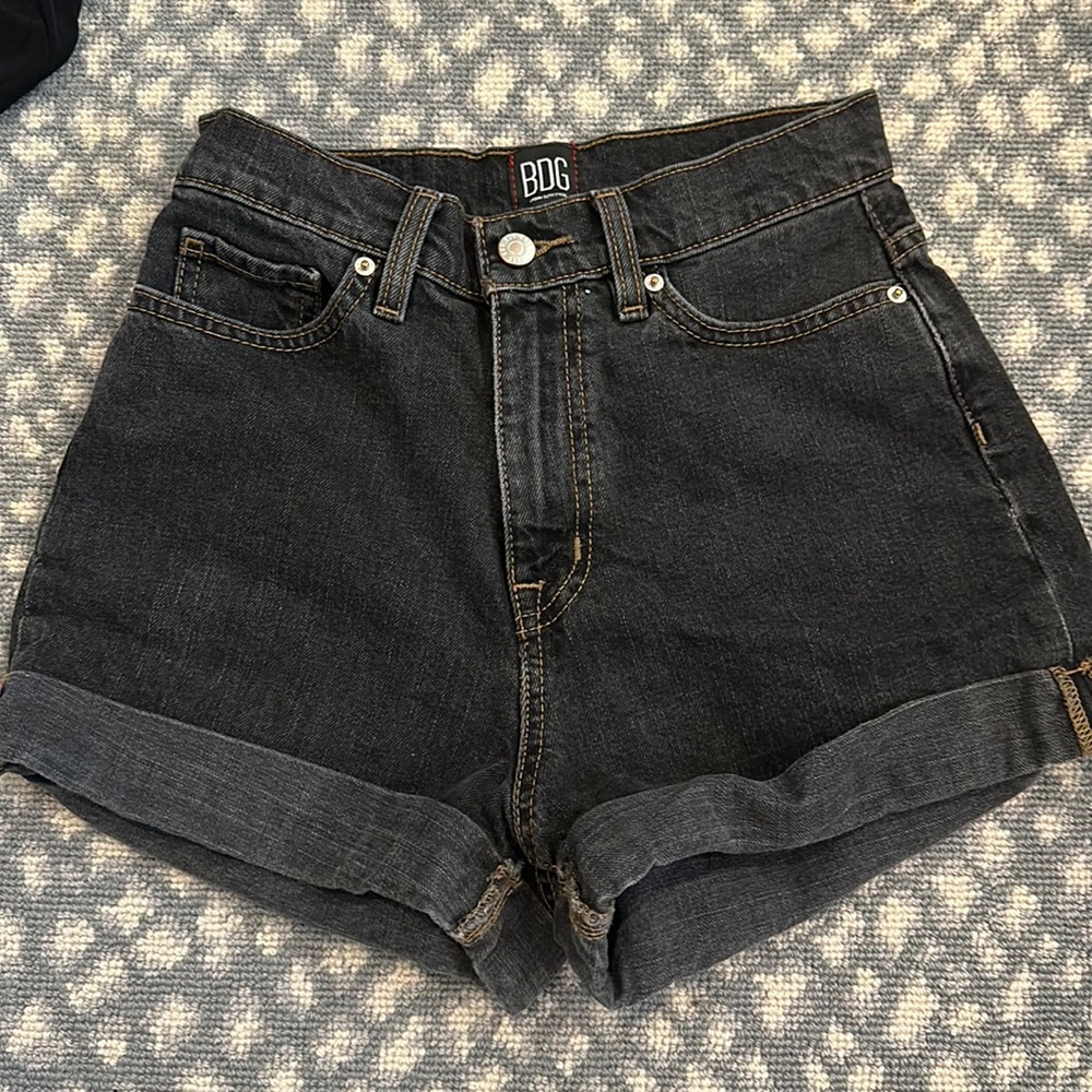 Mom High-Rise Black Jean Shorts